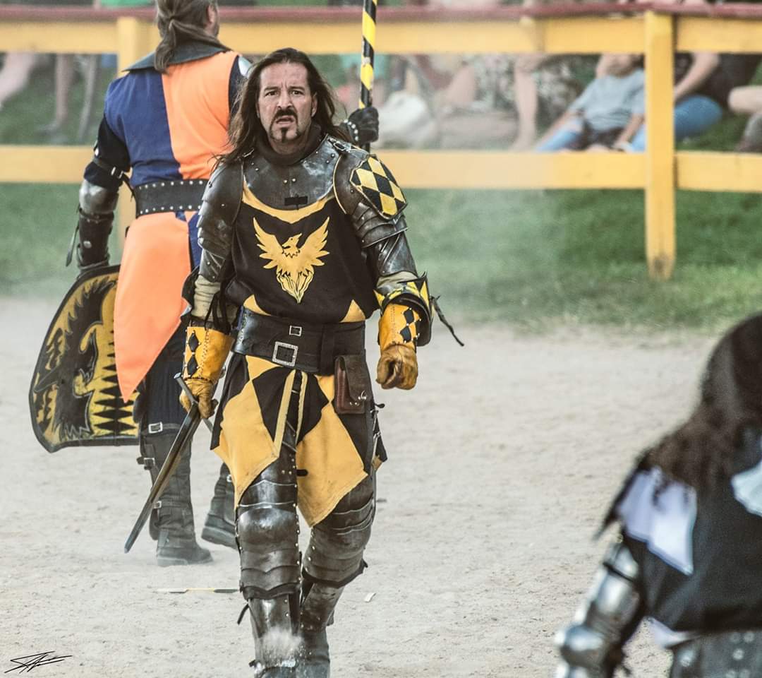 black & yellow surcoat